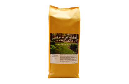 A mixture of lawn grasses is universal Green Lawn